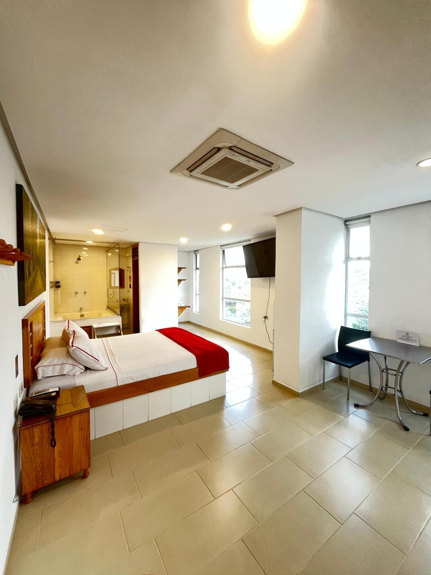 Hotel Portal Central Itagui Exterior photo