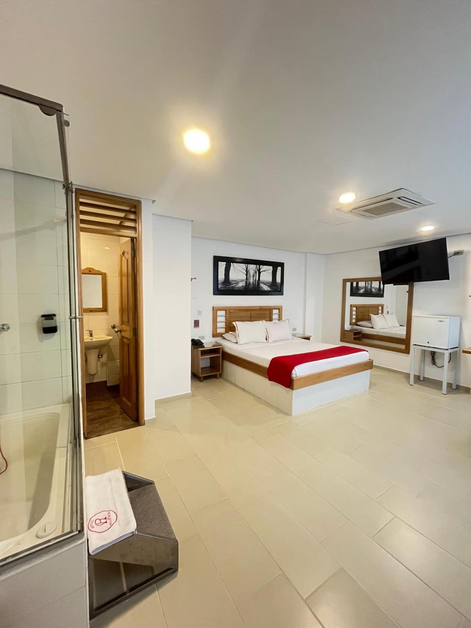 Hotel Portal Central Itagui Exterior photo